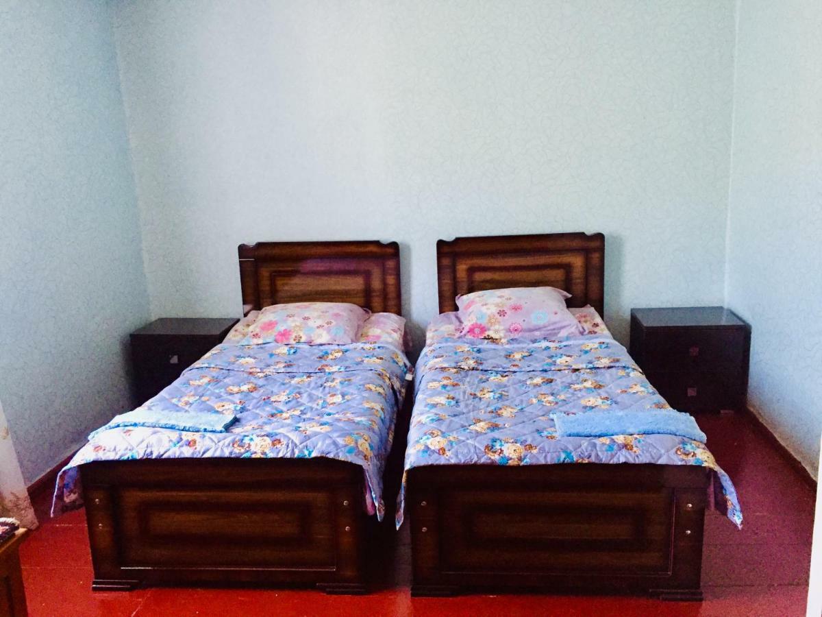 Butichi Guest House Chiatura Esterno foto