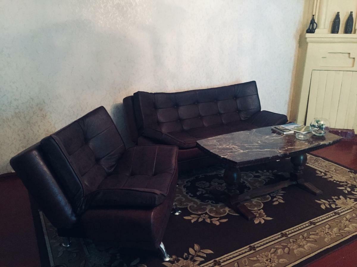 Butichi Guest House Chiatura Esterno foto