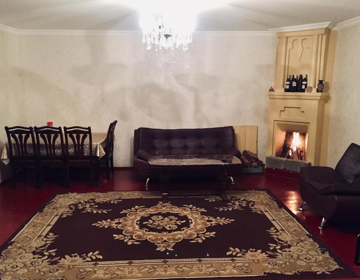 Butichi Guest House Chiatura Esterno foto